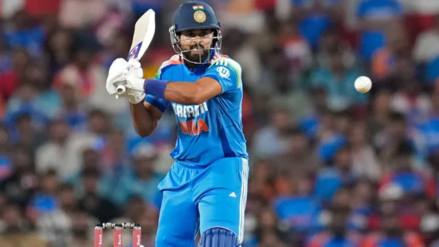 Shreyas Iyer’s Century Earns Praise From Aakash Chopra Shreyas Iyer’s Century Earns Praise From Aakash Chopra